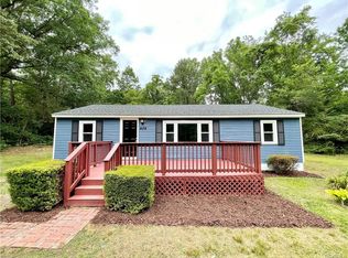 5179 Fletcher Rd, Gloucester, VA 23061