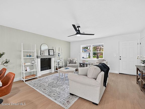 3rd image of 5530 Fairbridge St