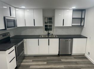 100 Coil Rd, Fenton, MO 63026