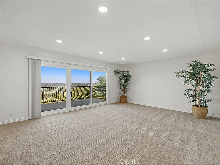 11393 La Vereda Dr — Photo 31