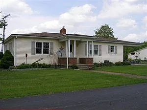 248 Foster Rd photo 1