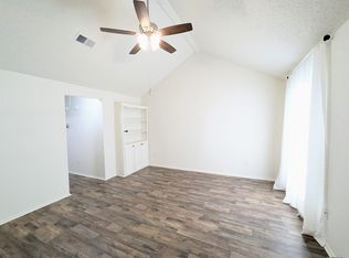 402 Lee Dr APT 4B, Baton Rouge, LA 70808