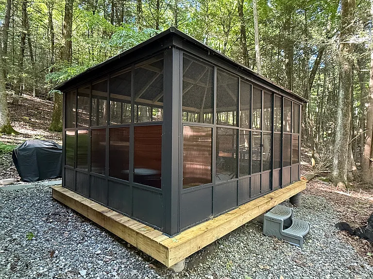 Screened porch - enjoy the outside without the bugs!