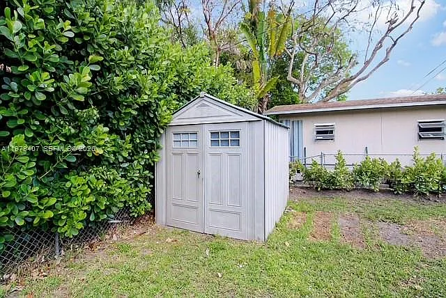 7325 SW 98th Ct — Photo 34