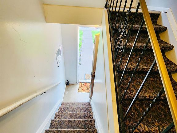 3rd image of 4891 N Overlook Ave