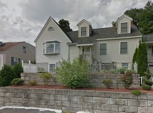 28 Roosevelt Rd, Medford, MA 02155
