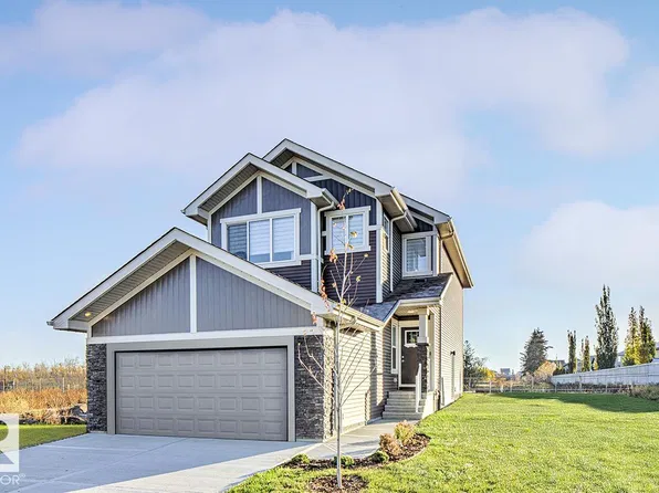 18071 85th St NW, Edmonton, AB T5Z 0E4