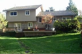 2nd image of 2410 SW Tyndell Cir