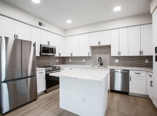 7677 W Paradise Ln #1080, Peoria, AZ 85382