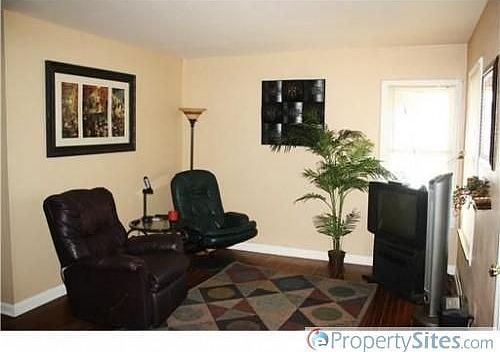 2nd image of 4305 Green Grove Dr
