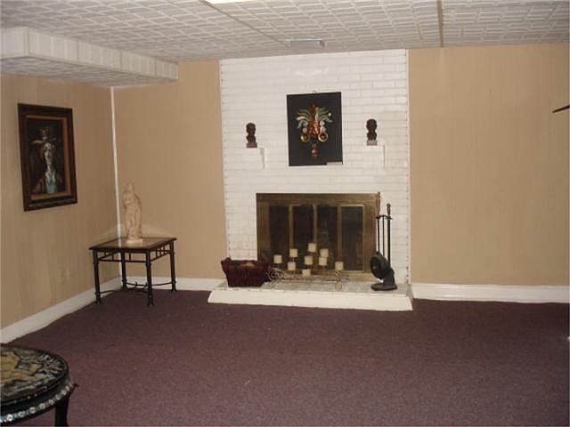 2nd image of 5811 Still Hollow Rd