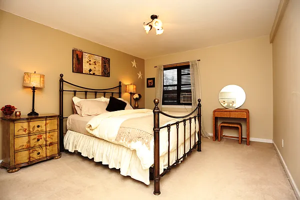 Sold by Keller Williams Realty Landmark II | media 24