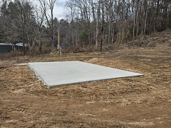 2nd image of 0 Old 15th Rd Lot 5
