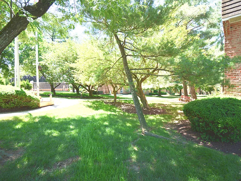 4000 Gypsy Ln #214 — Photo 3
