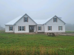 60 Lakeridge Cir, Adel, GA 31620