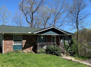 1 Ivy Pl, Oak Hill, WV 25901