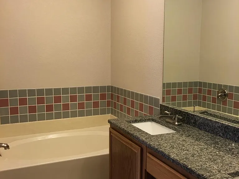 6408 Brookbriar Ct — Photo 10