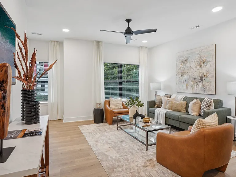 The Collection at North Davidson Townhomes for Rent in NoDa — Photo 95