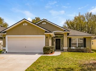 8323 Staplehurst Dr W, Jacksonville, FL 32244