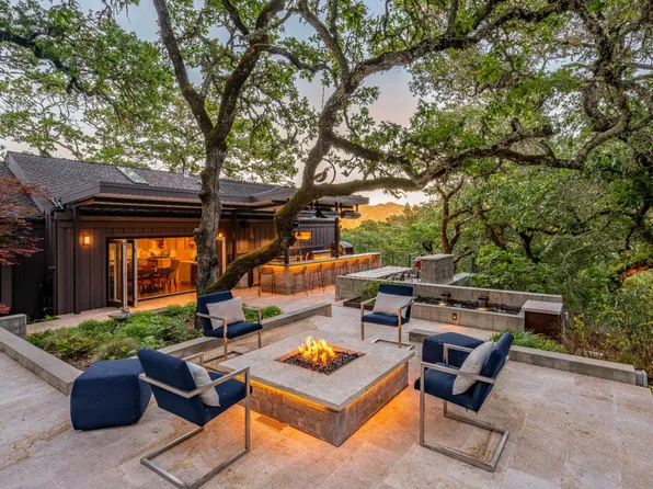 807 Wild Oak Drive, Santa Rosa, CA 95409