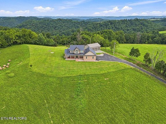 4th image of 317 Oak Grove Rd
