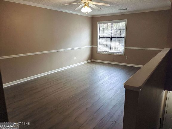 4th image of 306 Mount Vernon Dr