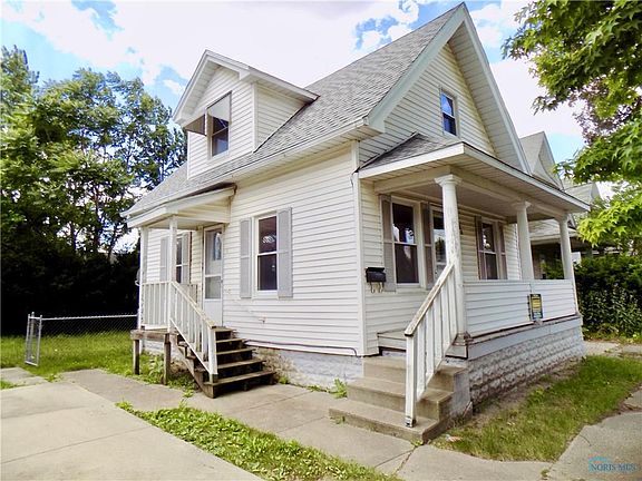 2nd image of 280 E Pearl St