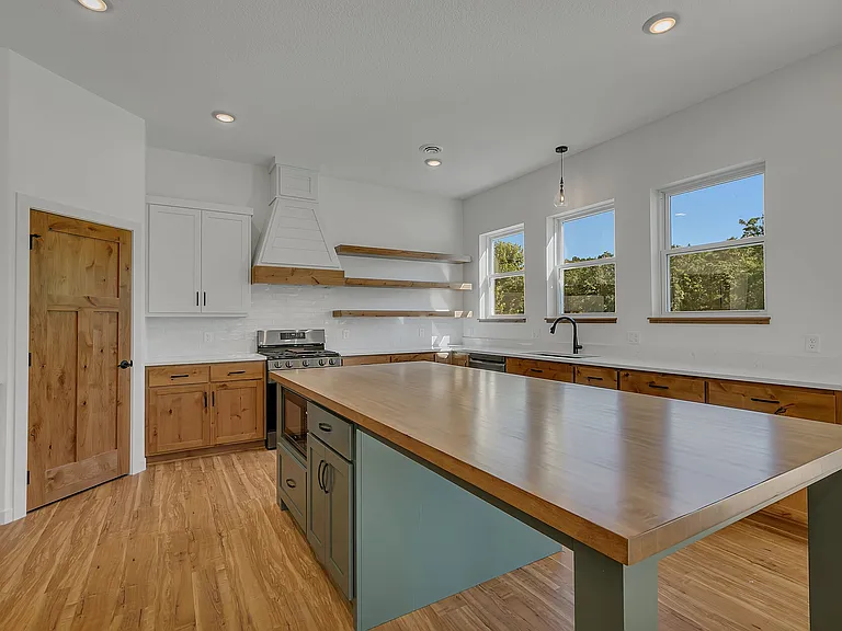 6624 Captains Cir NW — Photo 19