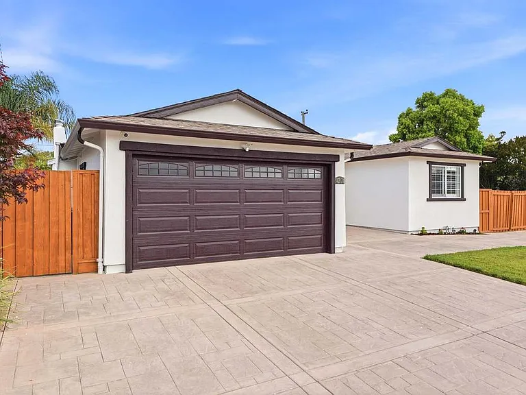 4201 Torres Ave — Photo 3