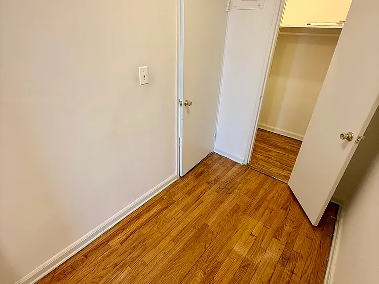14435 35th Ave #5G — Photo 4