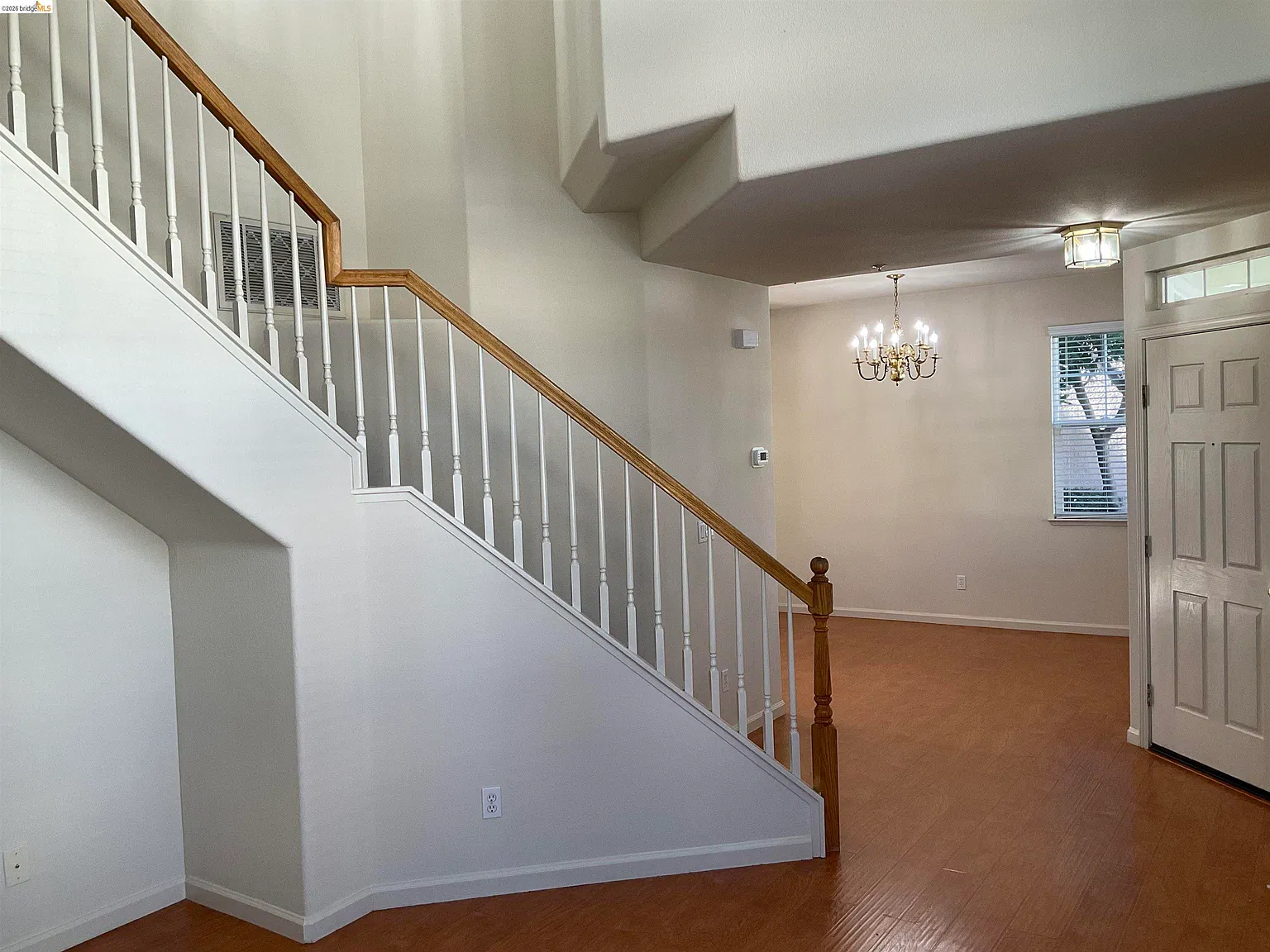 3 bed, 2.5 bath, 1350 sqft, $3,795 — Photo 2