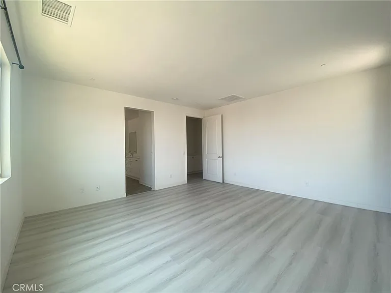 2932 E Silver Sky Dr — Photo 18