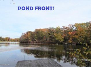 111 Rimrock Ln, Hawley, PA 18428