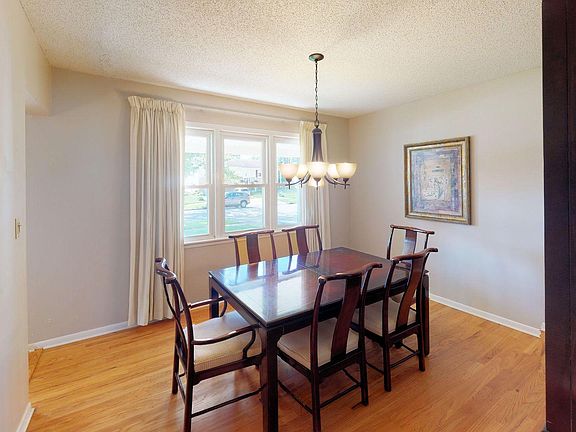 5th image of 1212 E Pratt Dr