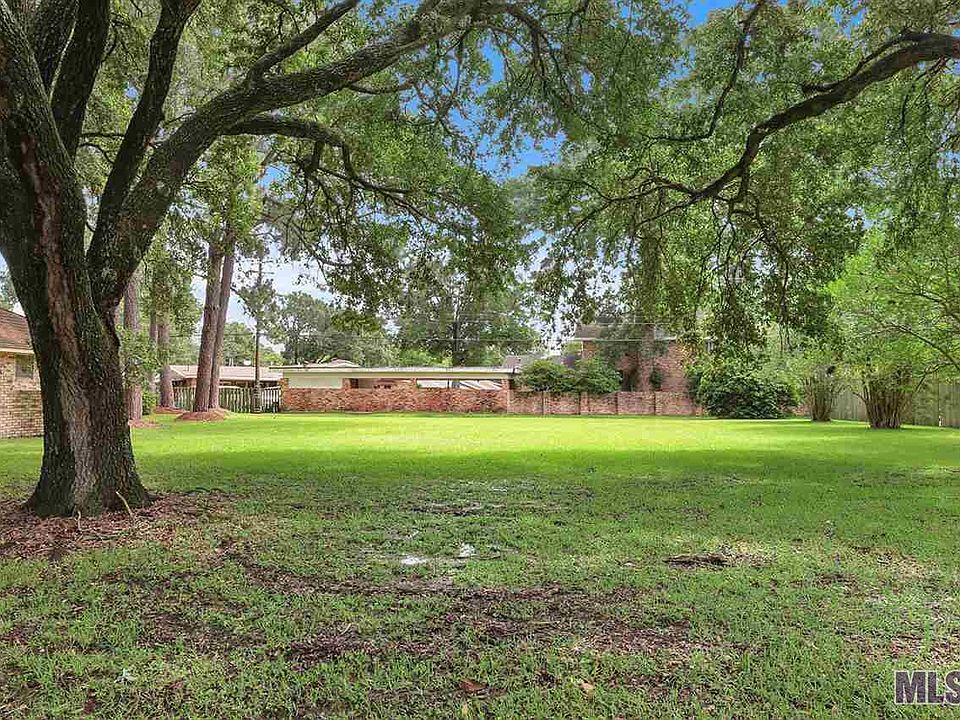 2nd image of 428 Wooddale Blvd