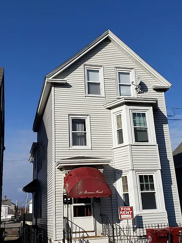 25 Bowers St #1 Photo 1