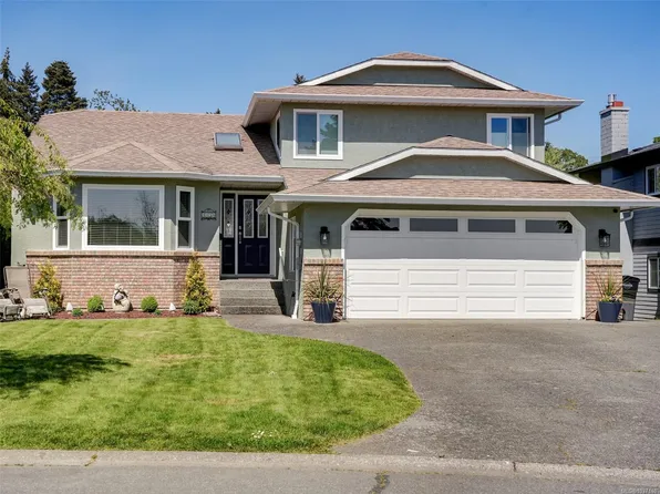 4256 Ponderosa Cres, Saanich, BC V8Z 7G2