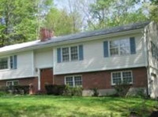 6 Birchwood Cir, Bedford, NH 03110