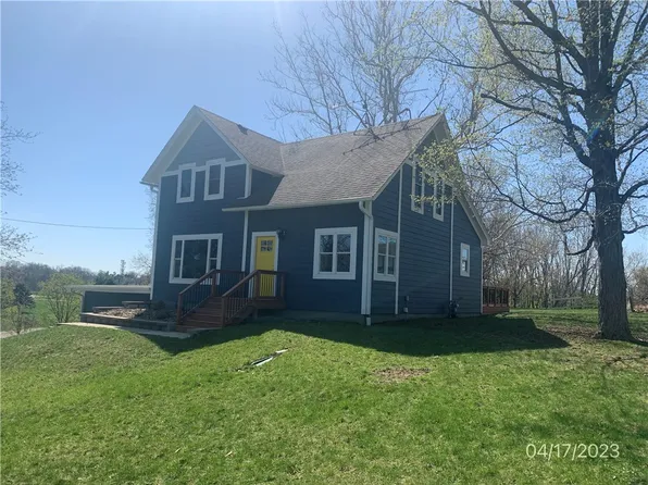 130 1st Ave W, Grinnell, IA 50112