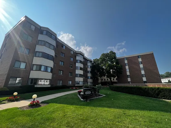 5500 Lincoln Ave Unit 217, Morton Grove, IL 60053