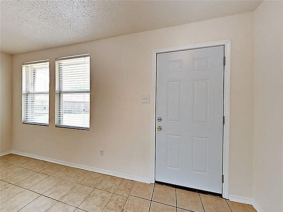 3rd image of 1324 Windy Meadows Dr