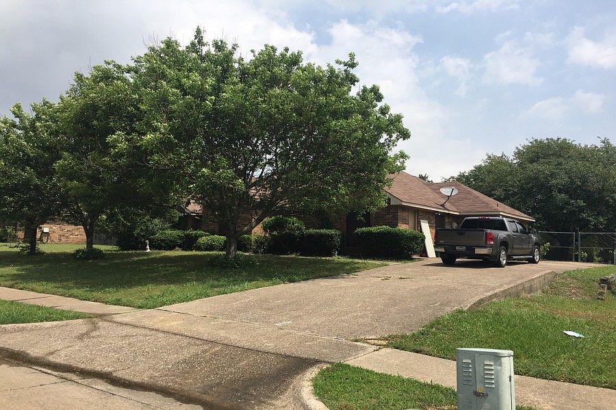1st image of 1204 Quapaw Trl