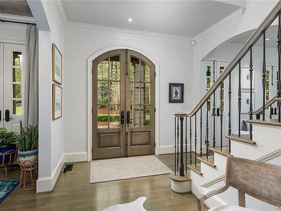 5th image of 2020 Kingsgate Dr