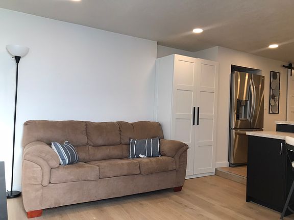 4th image of 5342 S Lucky Clover Ln #B