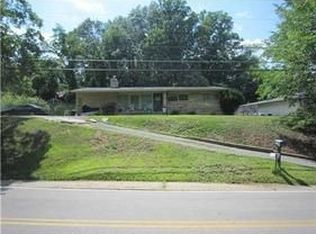 1517 Hampton Rd, Charleston, WV 25314