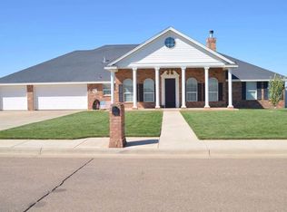 2216 Curlew Pl, Clovis, NM 88101