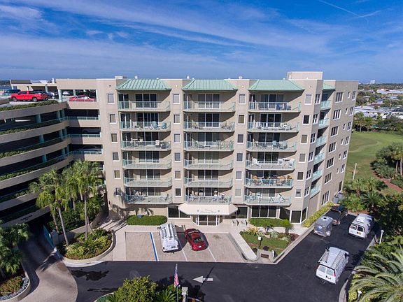 2nd image of 4 Oceans West Blvd APT 701A