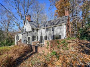 1923 Meadowbrook Rd, Charlottesville, VA 22903