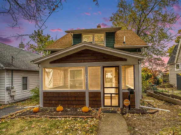 2313 Hillside Pl, Kalamazoo, MI 49001