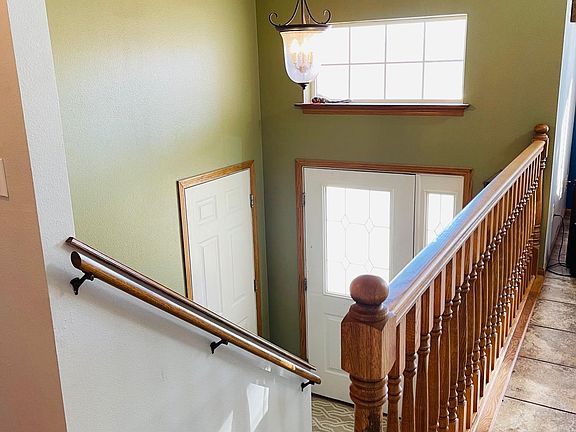 2nd image of 2450 Shelby Dr